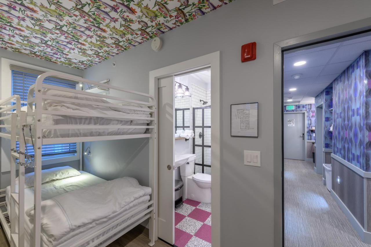 Black Elephant Hostel Портленд Екстер'єр фото