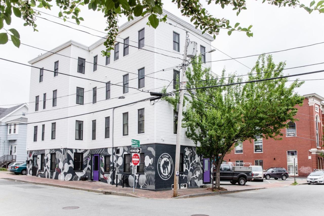 Black Elephant Hostel Портленд Екстер'єр фото