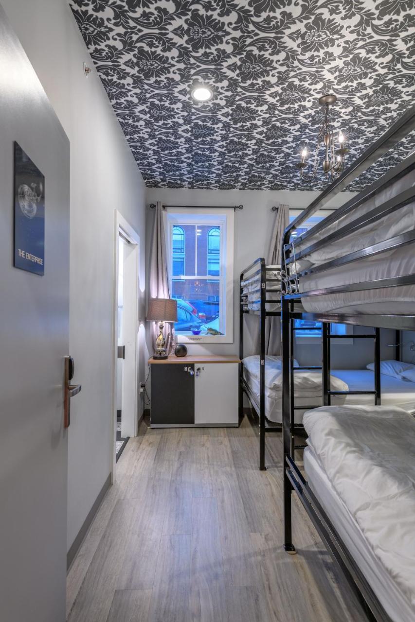 Black Elephant Hostel Портленд Екстер'єр фото
